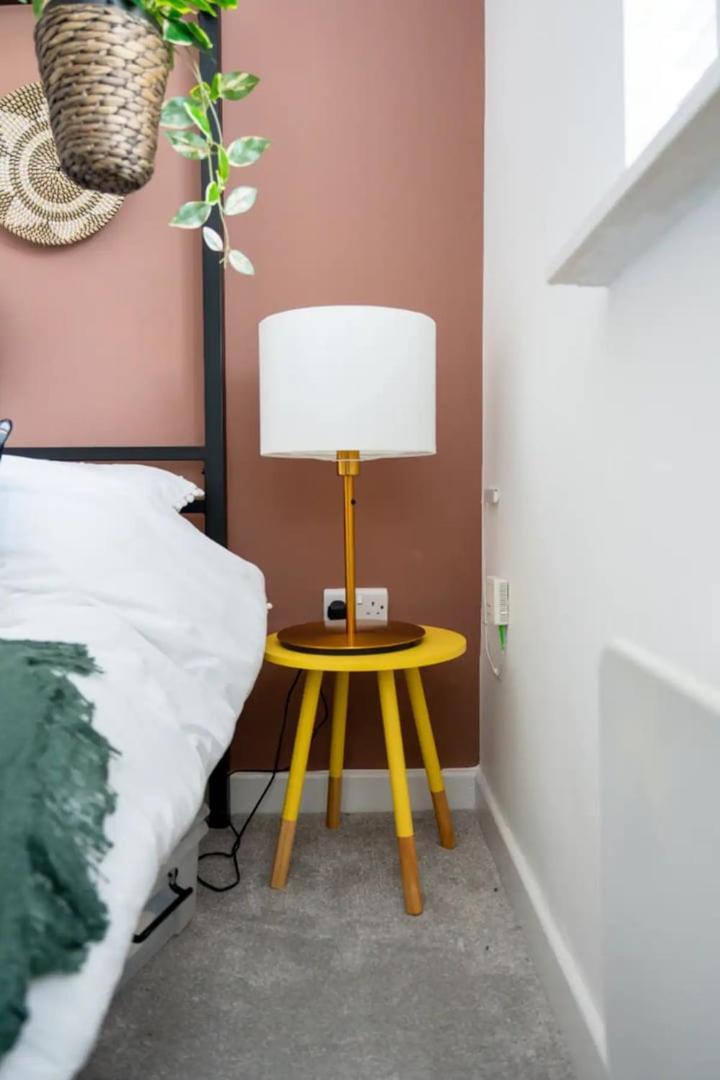 Stylish Cardiff City Apartment Экстерьер фото